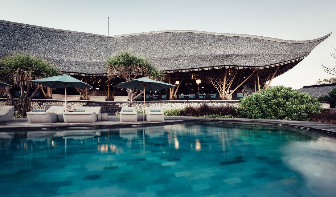 SUARGA PADANG PADANG WANTILAN OCEAN SUITE BALI INDONESIA